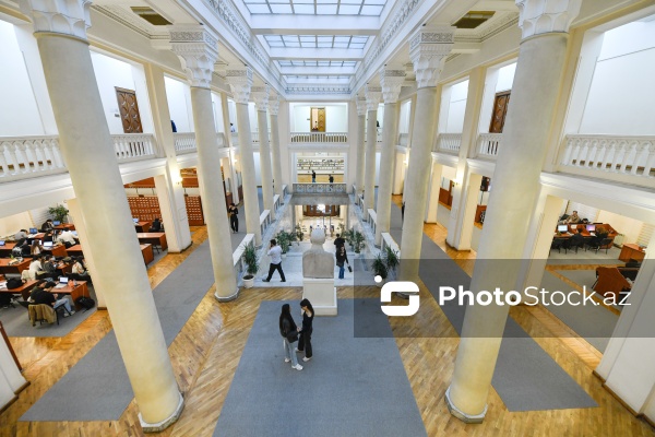 100 ildən çox yaşı olan Azərbaycan Milli Kitabxanası