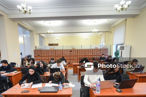 100 ildən çox yaşı olan Azərbaycan Milli Kitabxanası