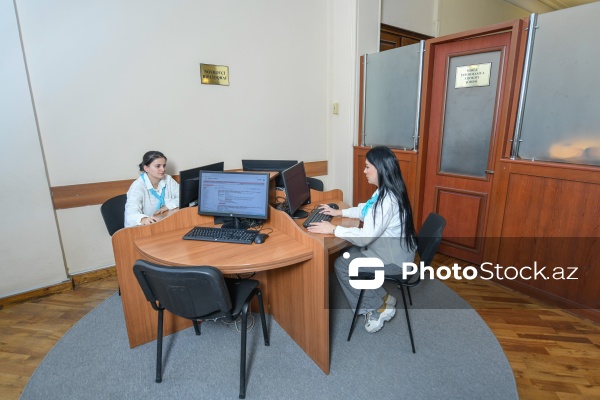 100 ildən çox yaşı olan Azərbaycan Milli Kitabxanası