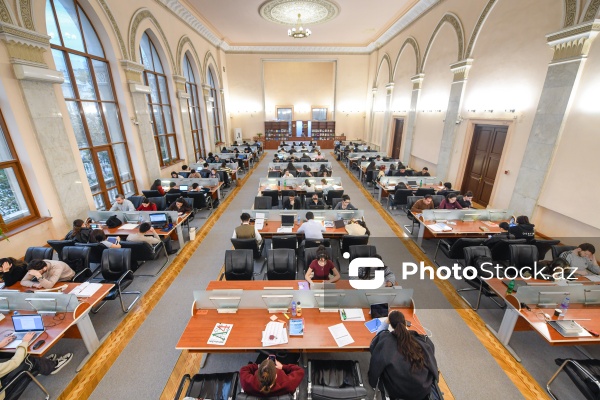 100 ildən çox yaşı olan Azərbaycan Milli Kitabxanası