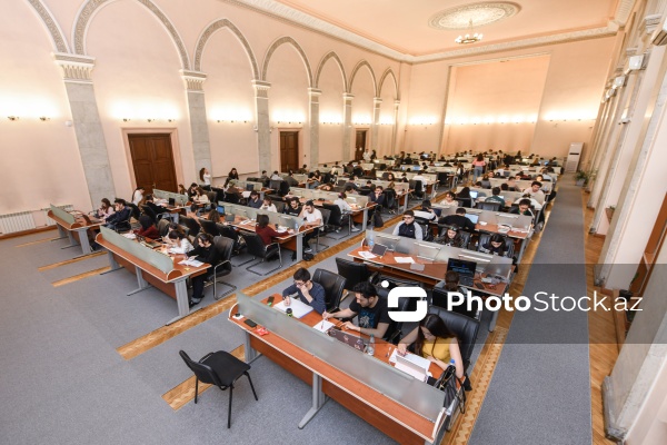 100 ildən çox yaşı olan Azərbaycan Milli Kitabxanası