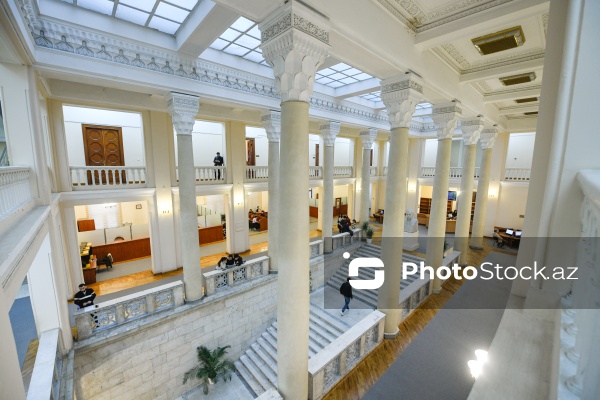 100 ildən çox yaşı olan Azərbaycan Milli Kitabxanası