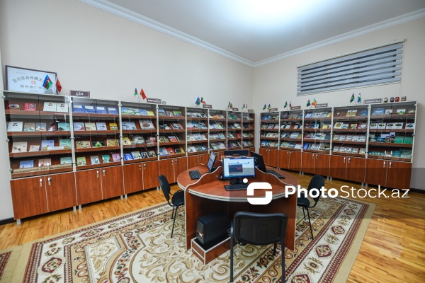 100 ildən çox yaşı olan Azərbaycan Milli Kitabxanası