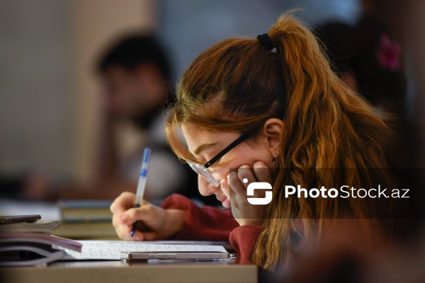 100 ildən çox yaşı olan Azərbaycan Milli Kitabxanası