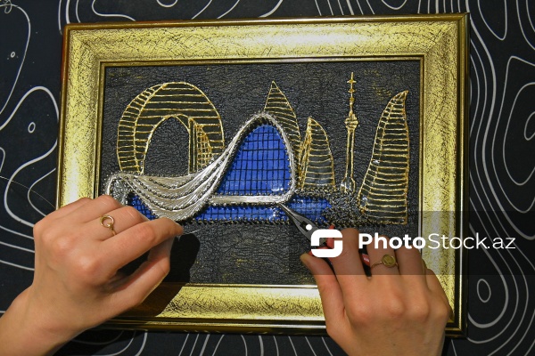 Mismar və tellərlə sənət əsərləri yaradan Minarə Mehdiyeva