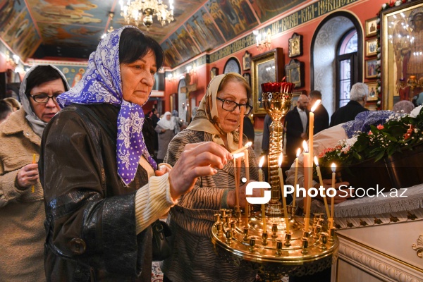 Ali Mələk Mikayıl kilsəsində pravoslavların keçirdikləri dini ayin