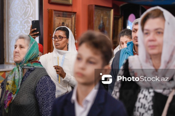 Ali Mələk Mikayıl kilsəsində pravoslavların keçirdikləri dini ayin