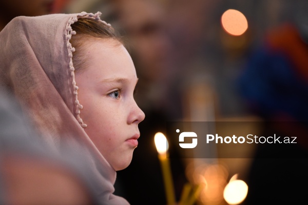 Ali Mələk Mikayıl kilsəsində pravoslavların keçirdikləri dini ayin