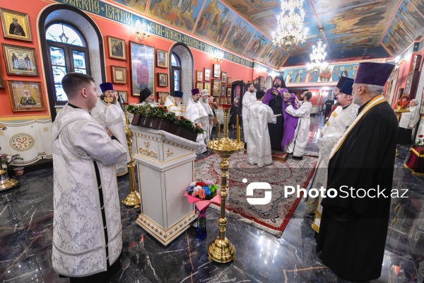 Ali Mələk Mikayıl kilsəsində pravoslavların keçirdikləri dini ayin