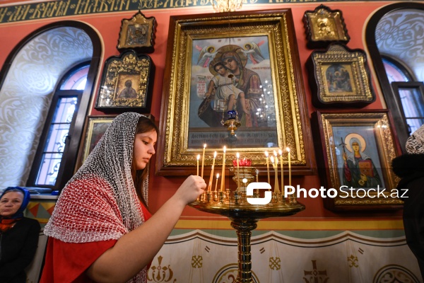 Ali Mələk Mikayıl kilsəsində pravoslavların keçirdikləri dini ayin