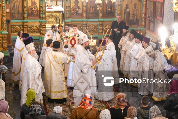 Ali Mələk Mikayıl kilsəsində pravoslavların keçirdikləri dini ayin