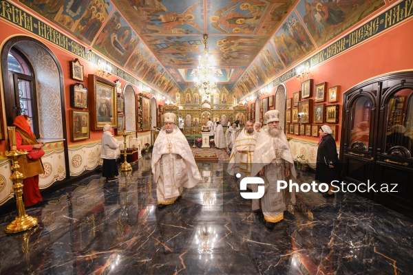 Ali Mələk Mikayıl kilsəsində pravoslavların keçirdikləri dini ayin
