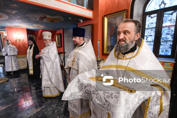 Ali Mələk Mikayıl kilsəsində pravoslavların keçirdikləri dini ayin