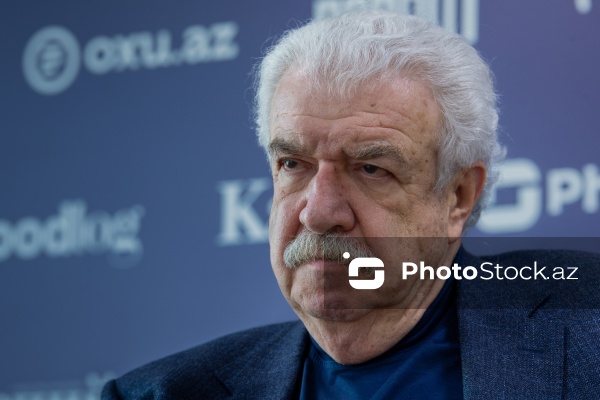 Əməkdar jurnalist Mixail Qusman