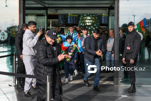 MMA üzrə keçirilən dünya çempionatında uğurlu nəticə əldə edən idmançılarımız vətənə dönüblər