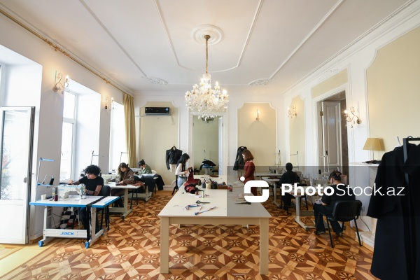 Dizayn və texnologiyanın bir araya gəldiyi moda mərkəzi