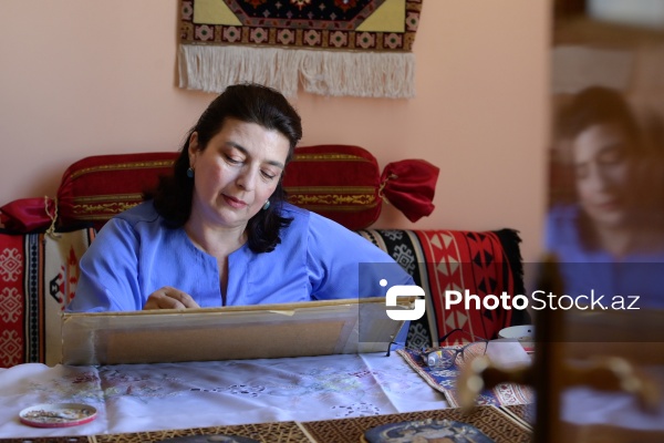 Mozaika ustası Xatirə Tapdıqova