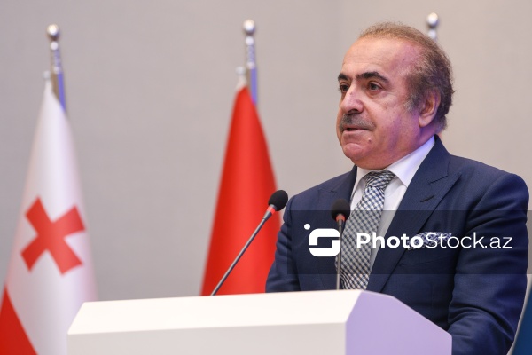 Rafael Hüseynov -  Milli Məclisin sədrinin müavini