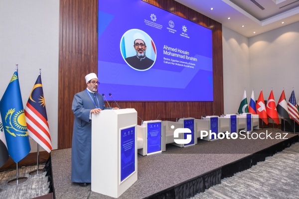 Əhməd Hüseyn Məhəmməd İbrahim - “Nur-Mübarək” Misir İslam Mədəniyyəti Universitetinin rektoru