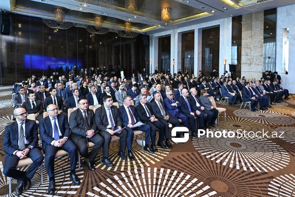 “Müasir rəqəmsal dünyada istehlakçılar: elektron ticarət, rəqəmsal xidmətlər və təhlükəsizlik məsələləri” forumu