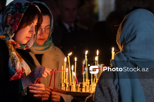 Müqəddəs Məryəm Ananın Miladi kilsəsində keçirilən pravoslavların milad bayramı