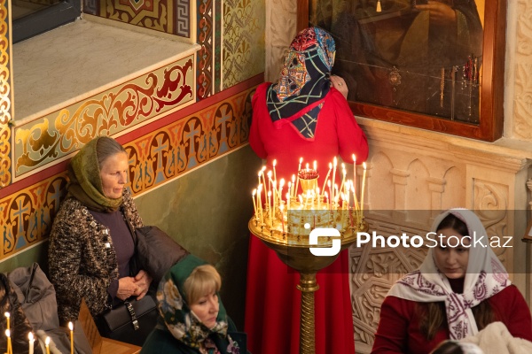 Müqəddəs Məryəm Ananın Miladi kilsəsində keçirilən pravoslavların milad bayramı