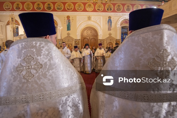 Müqəddəs Mürdaşıyan Zənənlər Kafedral Kilsəsində qeyd olunan Milad bayramı