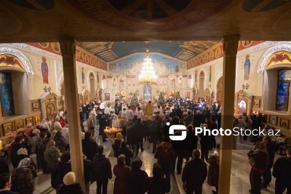 Müqəddəs Mürdaşıyan Zənənlər Kafedral Kilsəsində qeyd olunan Milad bayramı