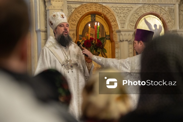 Müqəddəs Mürdaşıyan Zənənlər Kafedralında qeyd olunan Pasxa bayramı
