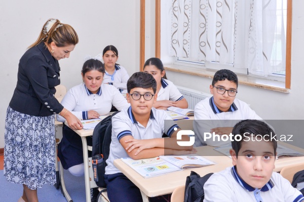 Naxçıvan Şəhər Cəmişid Naxçıvanski adına 11 nömrəli tam orta məktəb
