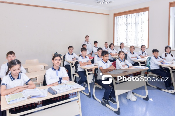 Naxçıvan Şəhər Cəmişid Naxçıvanski adına 11 nömrəli tam orta məktəb