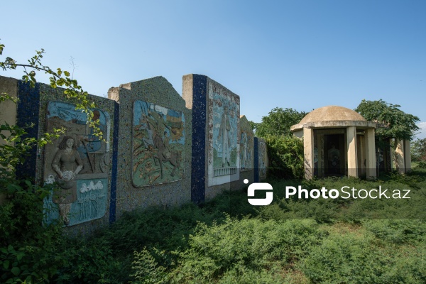 Neftçala şəhərində yerləşən mozaikalı park