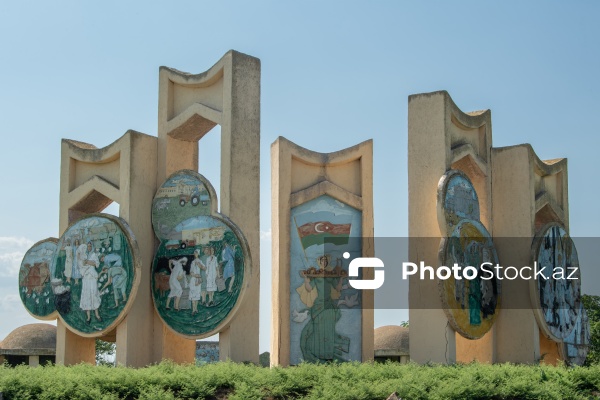 Neftçala şəhərində yerləşən mozaikalı park