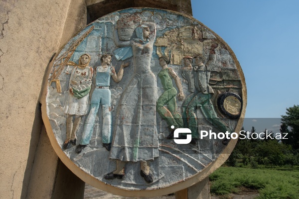 Neftçala şəhərində yerləşən mozaikalı park