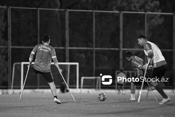 “Neftçi” İdman Klubunun amputant futbol komandasının məşq prosesi