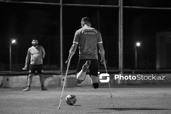 “Neftçi” İdman Klubunun amputant futbol komandasının məşq prosesi