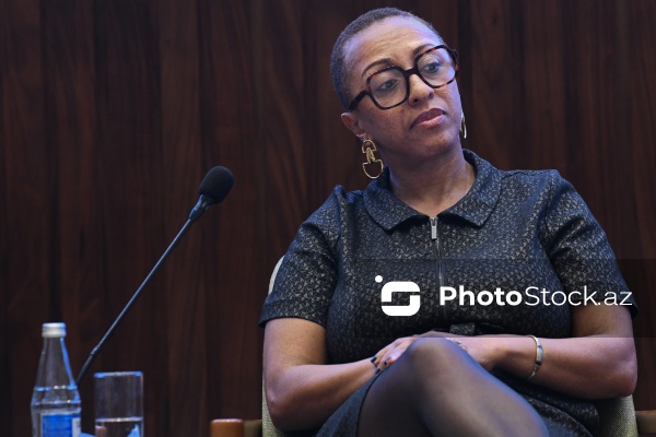 Enn Vetsi Mpoma - "Neokolonializm və qlobal bərabərsizlik" konfransında