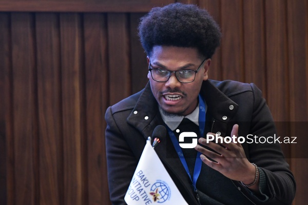 Romen Katambara - "Neokolonializm və qlobal bərabərsizlik" konfransında