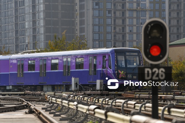 Bakı metropoliteninə gətirilən 3 yeni qatar