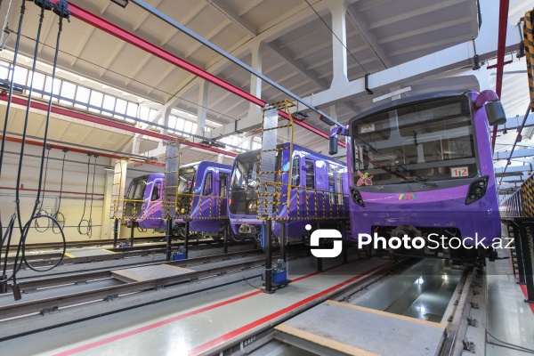 Bakı metropoliteninə gətirilən 3 yeni qatar