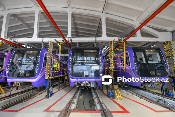 Bakı metropoliteninə gətirilən 3 yeni qatar