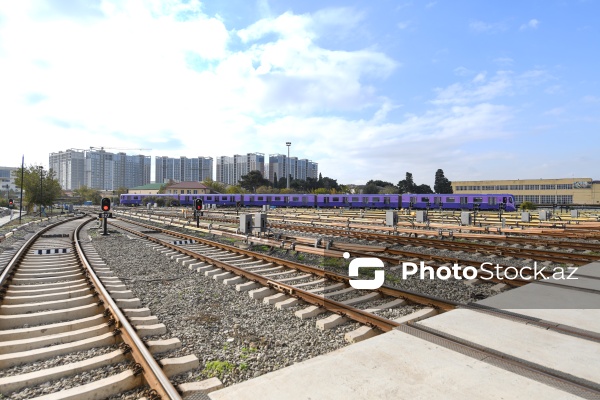 Bakı metropoliteninə gətirilən 3 yeni qatar