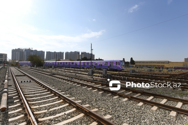 Bakı metropoliteninə gətirilən 3 yeni qatar