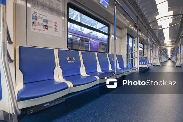 Bakı metropoliteninə gətirilən 3 yeni qatar