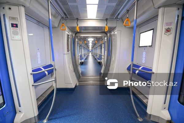 Bakı metropoliteninə gətirilən 3 yeni qatar