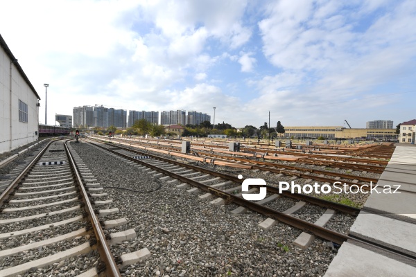 Bakı metropoliteninə gətirilən 3 yeni qatar