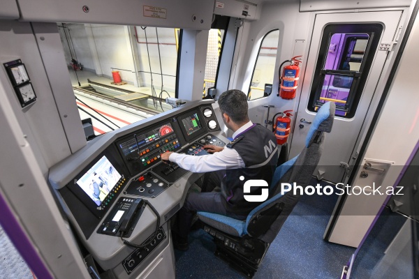 Bakı metropoliteninə gətirilən 3 yeni qatar