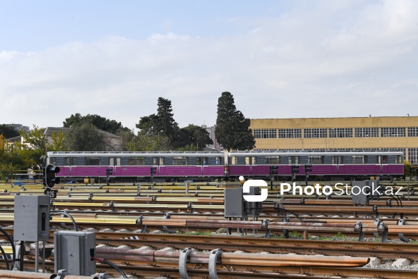 Bakı metropoliteninə gətirilən 3 yeni qatar