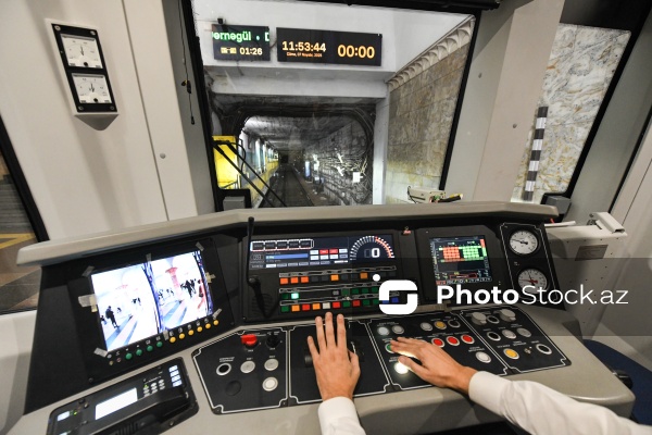 Bakı metropoliteninə gətirilən 3 yeni qatar