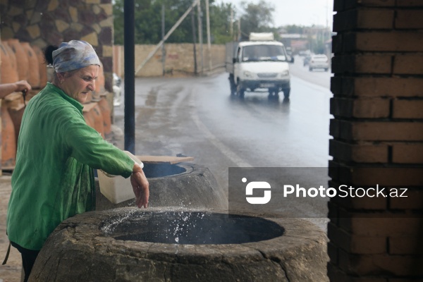 Ənənəvi dadların ünvanı olan yolüstü təndirxanalar